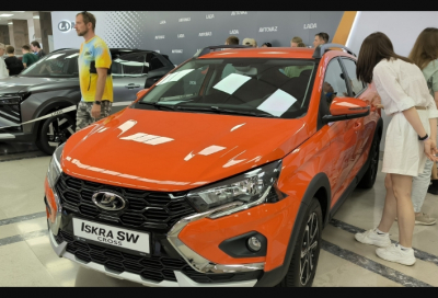 Старт продаж Lada Iskra 20 июля: 18 машин для дилеров Тольятти — но ни одной товарной