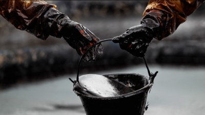 Трамп угрожает, но нефть стабильно стоит: как кризисы в Венесуэле и Иране влияют на рынок