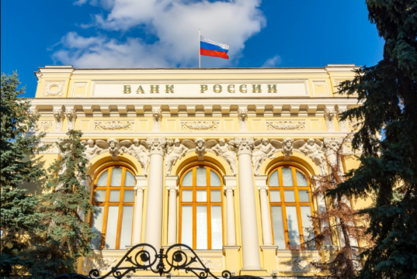 Бензин в РФ подорожал на 0,07% за неделю майских праздников