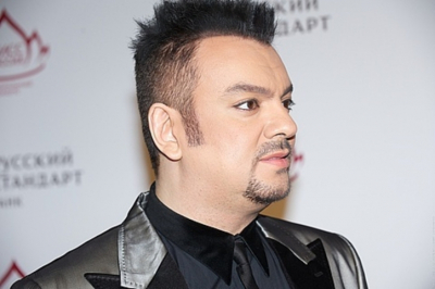 Филипп Киркоров приобрел шлем против облысения