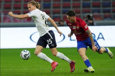 ЦСКА и "Крылья Советов" разошлись миром, не сумев догнать "Спартак"